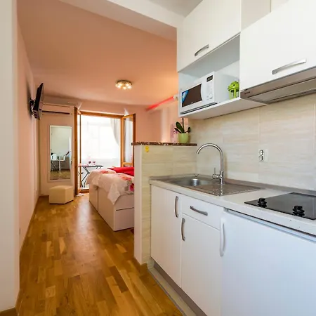 Sb No 2 Apartment